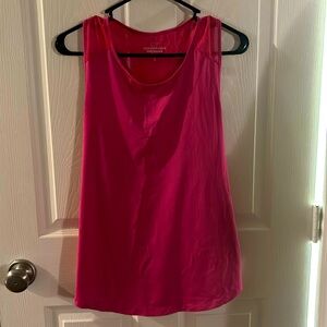 Vineyard Vines Workout Top